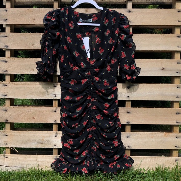 Zara dress - Picture 2 of 5